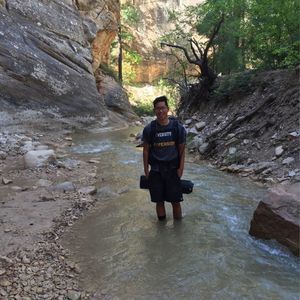 Meet your Posher, Earnest